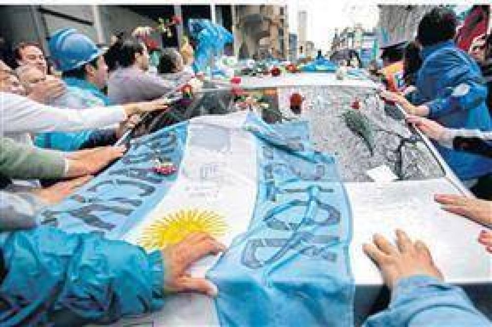 La larga despedida uni� la Capital con el Sur