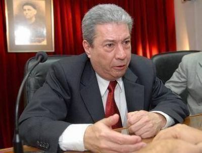 "El Gallo hizo un arreglo con Oscar y Brizuela para entregar la C�mara"