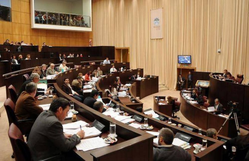 Crean Consejo de Salud Mental y Adicciones