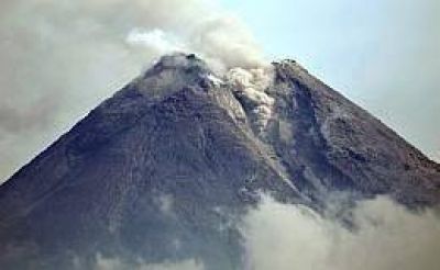 Indonesia: nueva erupci�n mientras intentan ayudar a v�ctimas del tsunami