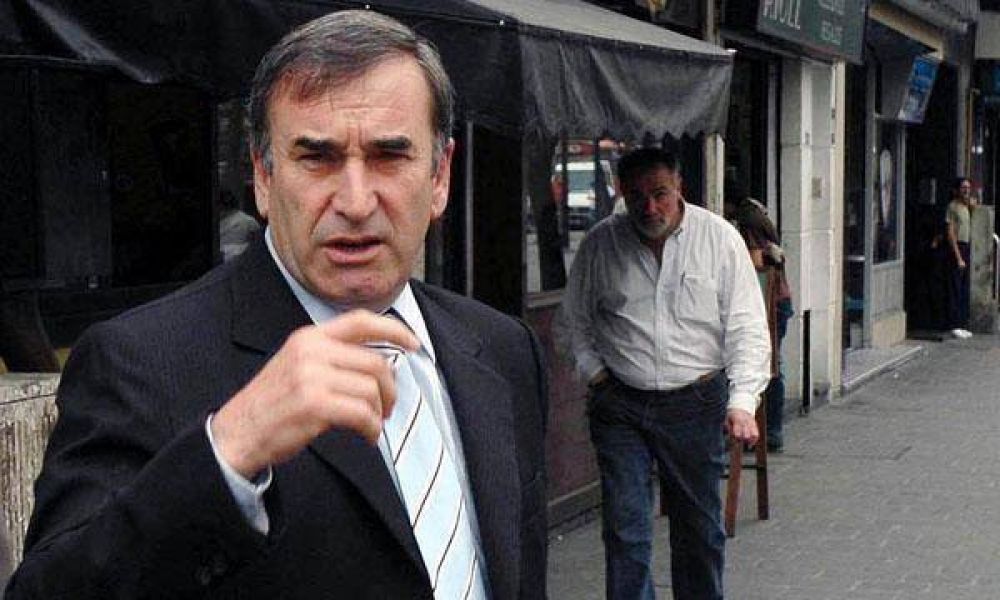 Ma�ana se reanuda el juicio a Patti, Bignone y Riveros