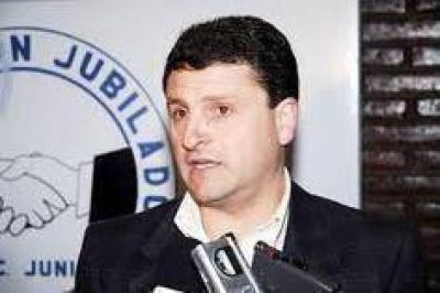 Rossetti: "Es necesaria una suba del 40 por ciento para los municipales en 2011" 