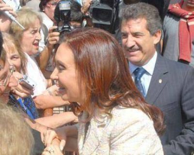 Urribarri impulsa la reelecci�n de la Presidenta