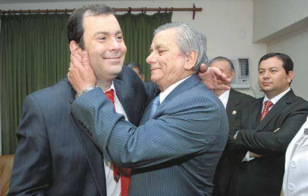 Infante tom� posesi�n en la Capital con presencia de Zamora 