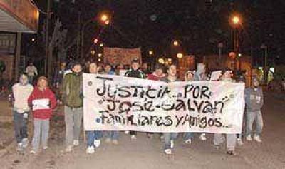 Nueva marcha a cuatro meses de la muerte de Jos� Mar�a Galv�n