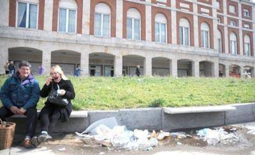El abandono gan� la Rambla marplatense