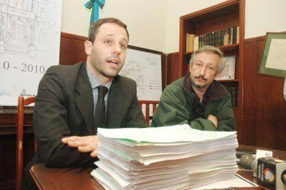 COMO LO ADELANT� EL CIVISMO DIGITAL El gobierno explic� los alcances del amparo contra Curtarsa