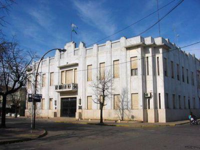 Departamento de Habilitaci�n e Inspecci�n de Comercio El Municipio recuerda la prohibici�n del uso de bolsas de polietileno