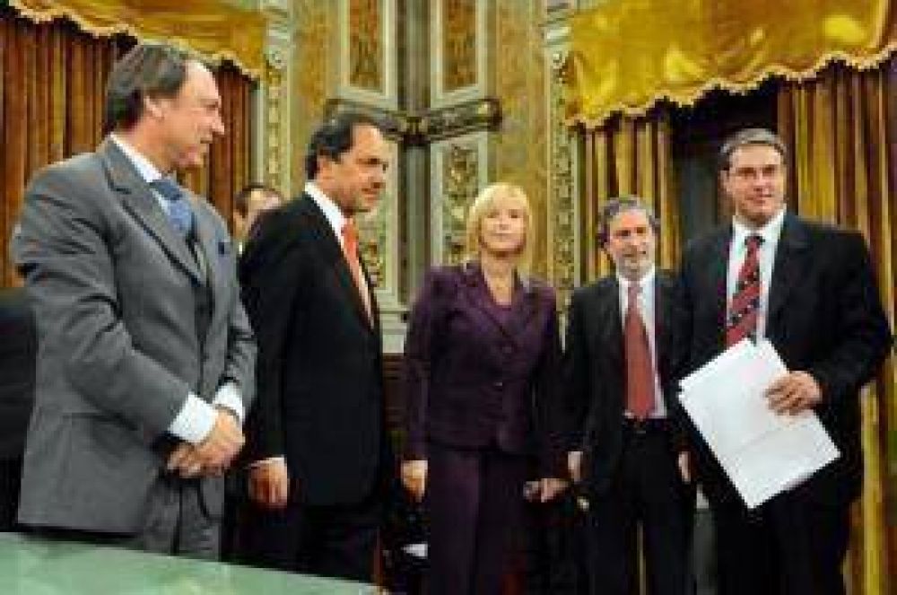 Gol�a con el Gobernador Scioli