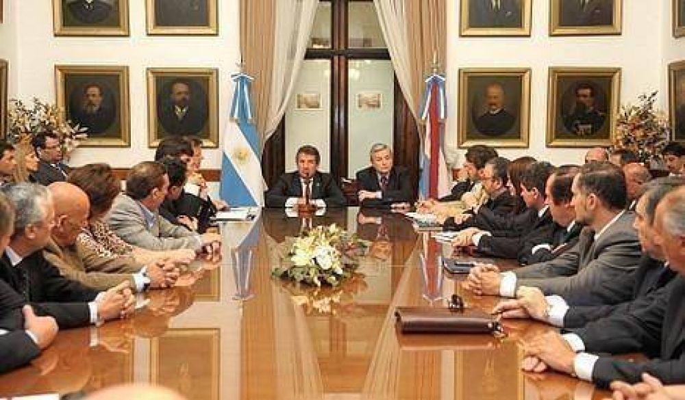 Urribarri advirti�: "si veo un derrape no me va a temblar la mano"