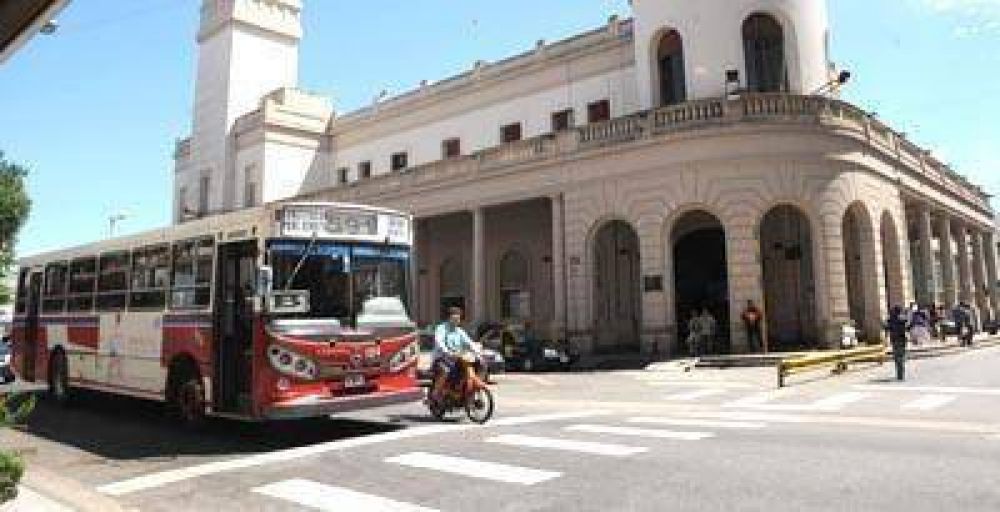 Se reactiva el debate para licitar la vieja terminal