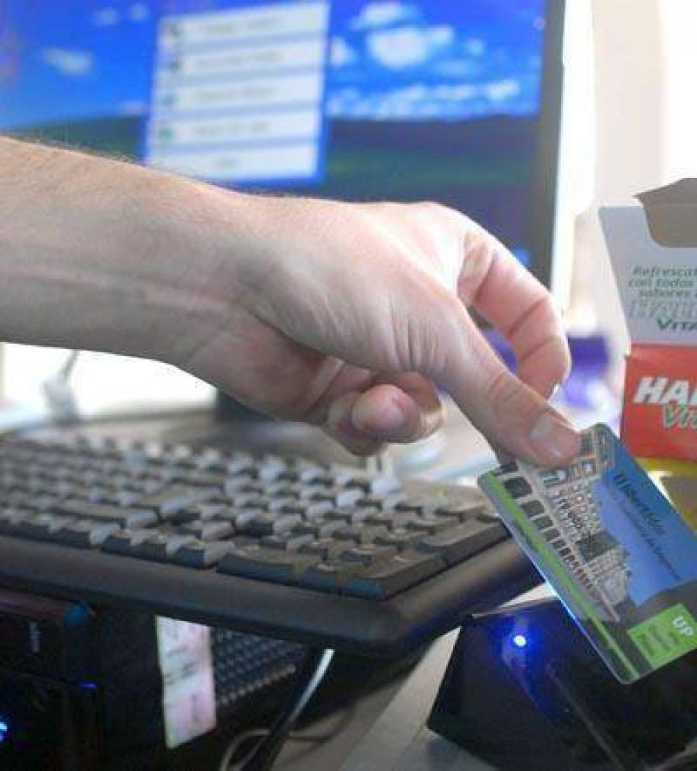 Ya est�n a la venta las tarjetas por aproximaci�n para viajar en colectivo