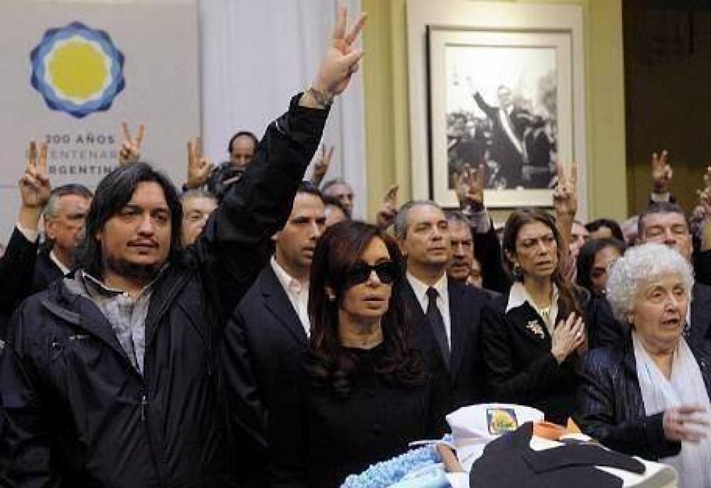  An�bal Fern�ndez elogi� a M�ximo Kirchner: �Es un hijo de tigre�