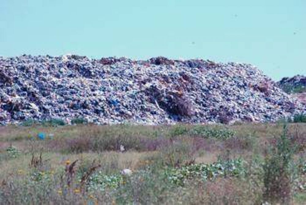 El problema de la basura parece no importar A un a�o del informe Falc� no hay acciones concretas