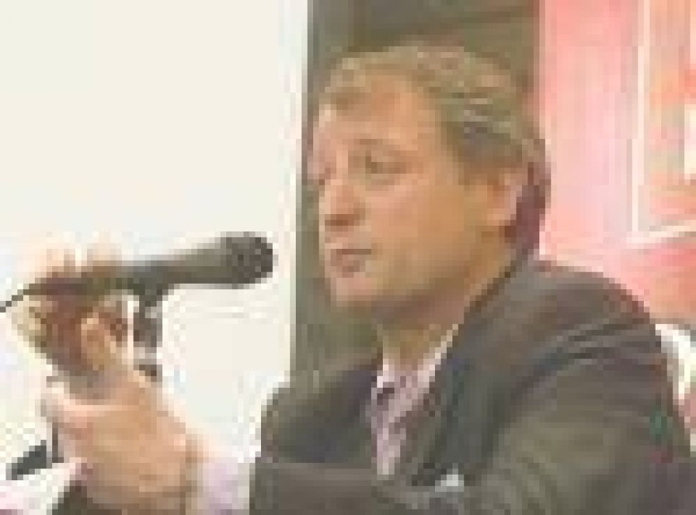 �HOUREST ES COMO UN TERO� 
