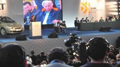 Al final, De la Sota particip� como si fuera un funcionario K