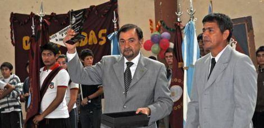 Distinguen al Intendente de Salta Miguel  Isa por su trabajo en beneficio de la comunidad