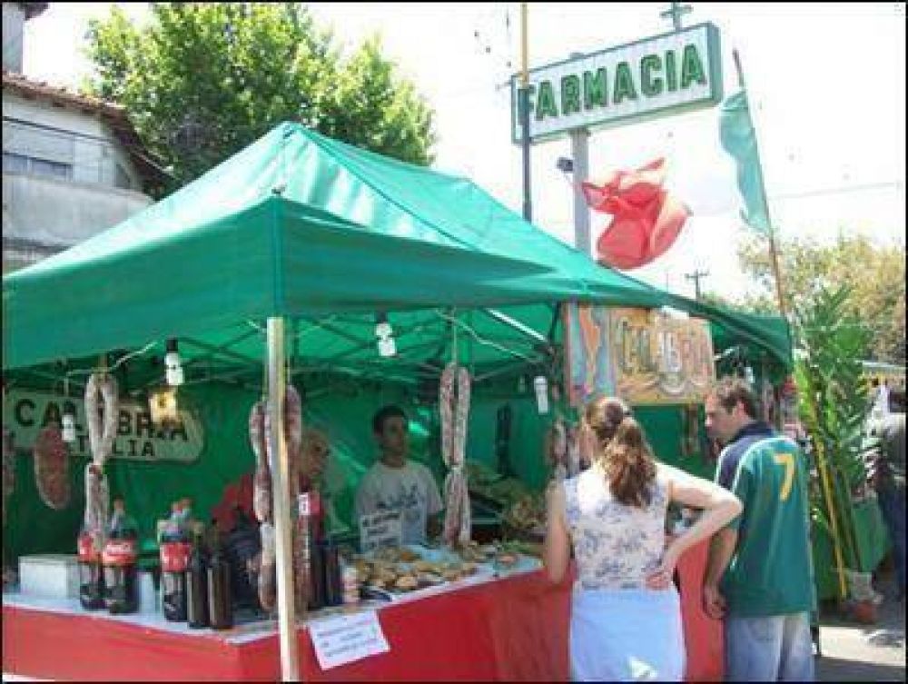 San Martin - FESTEJOS DEL BICENTENARIO   EL S�BADO Y EL DOMINGO EN VILLA MAIP�, 11� FERIA DE LAS COLECTIVIDADES 