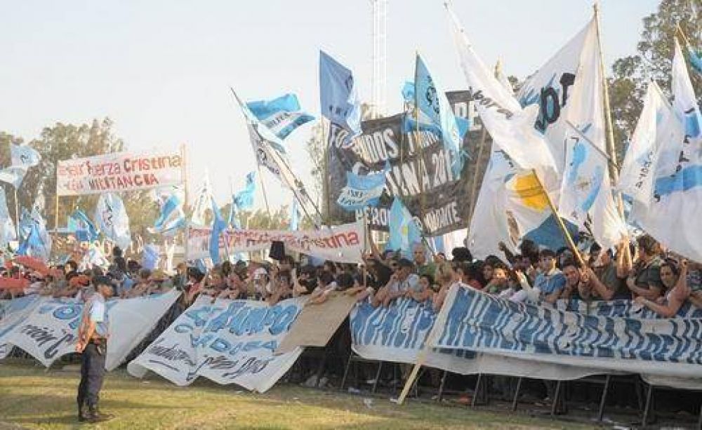 Caserio present� �lista de unidad� a la justicia y Accastello la desconoce