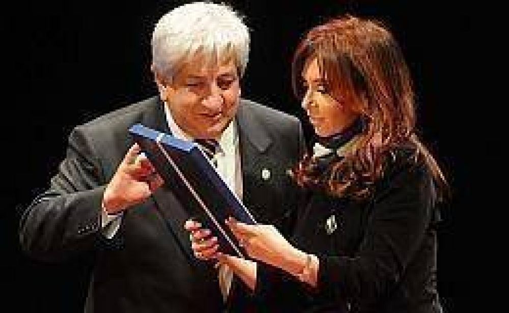Piumato: "Cristina es la candidata natural para el 2011"