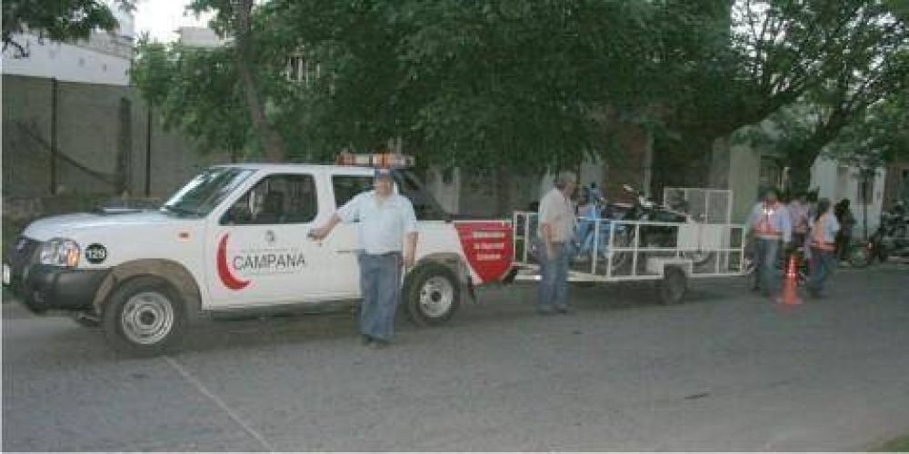 Junto con Subdirecci�n de Tr�nsito y Transporte  Control Urbano realiz� controles vehiculares y documentales