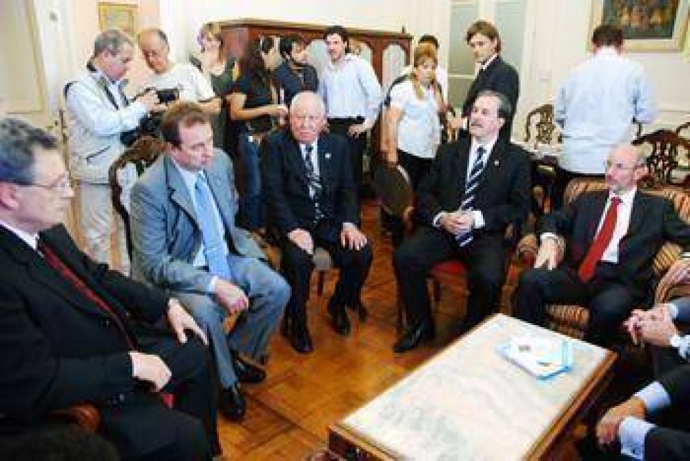 Por un nuevo a�o de la casa de la U.E. Embajadores de diferentes pa�ses de Europa visitaron la ciudad