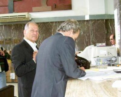 Se present� el primero de los asamble�stas ante Pimentel