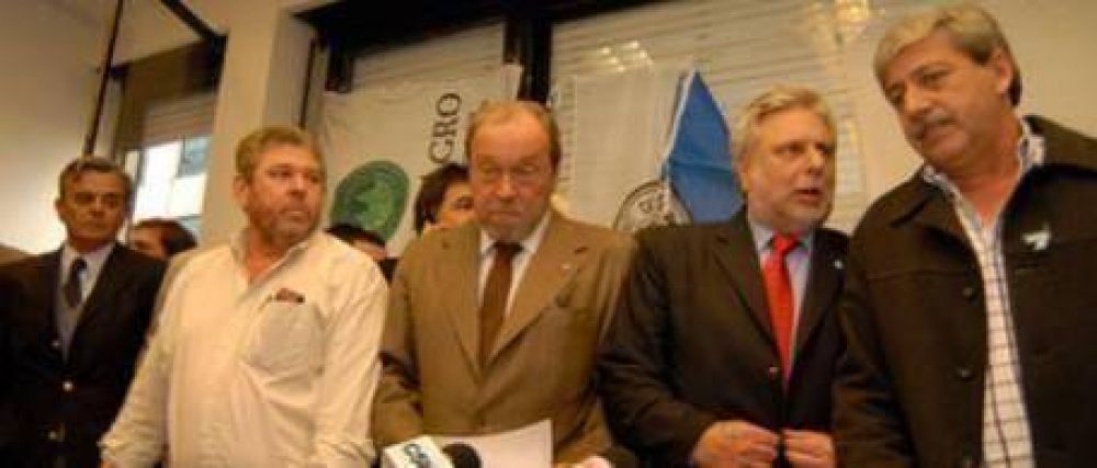 Eduardo Buzzi: "No estamos decretando el fin de la Mesa de Enlace"