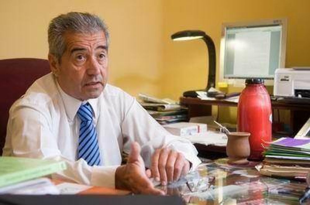 El abogado de Ampuero anticipa que ir� a la Justicia por la banca