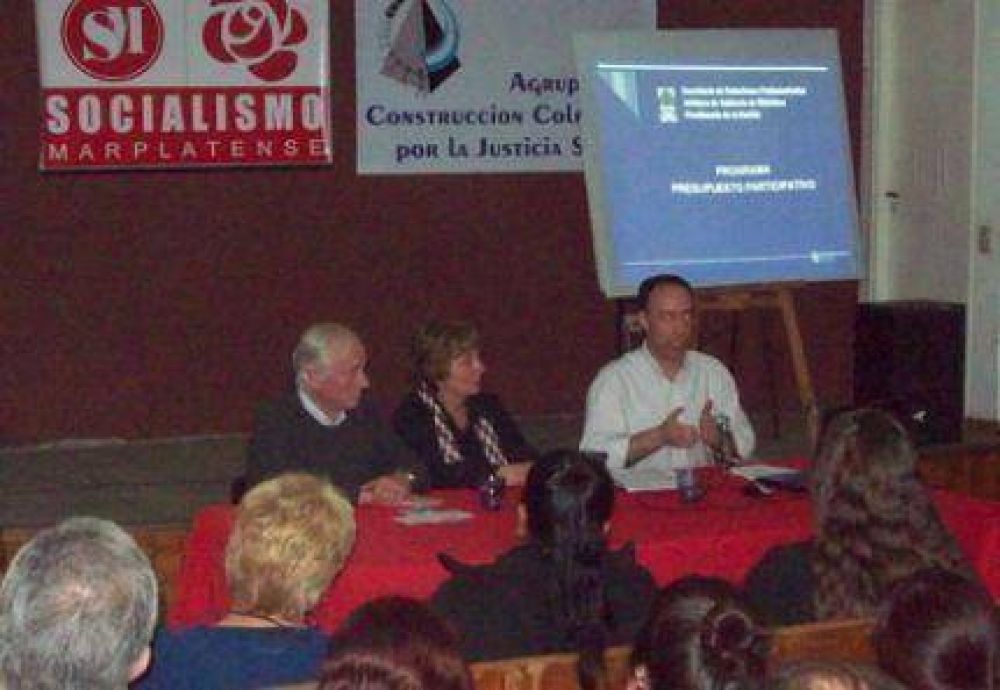 06/11/2010, Locales  �Experiencias en Presupuesto Participativo� fue tema de debate en el Centro �Teodoro Bronzini�