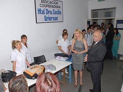  PRESIDENTE PER�N | TRAS LAS REFACCIONES- Karina Rabolini visit� el hospital �Dra. Cecilia Grierson�