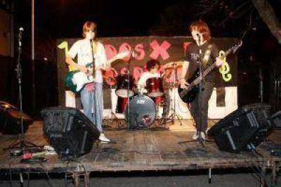 FESTIVAL SOLIDARIO DE ALUMNOS DE LA ESCUELA SOCORRO POR EL HOSPITAL