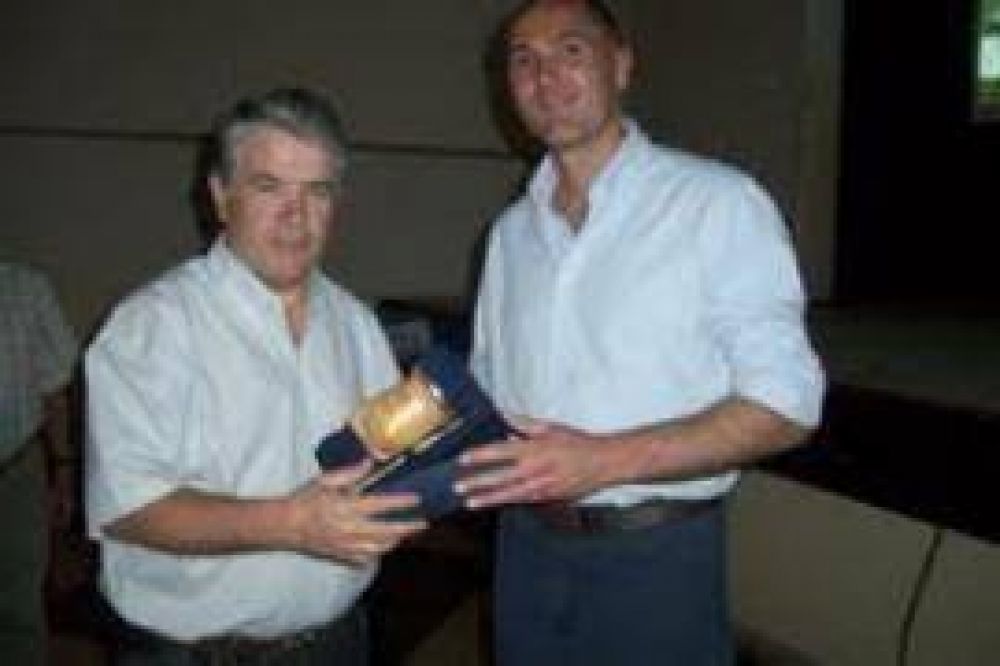 Residuos S�lidos Con charlas de Alfredo Irigoin se puso en marcha Programa de Tratamiento en Daireaux y localidades