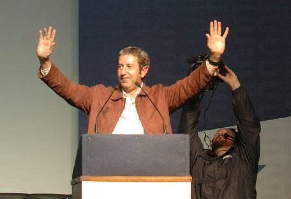 La ca�da de imagen de Cobos y el debate sobre si debe renunciar