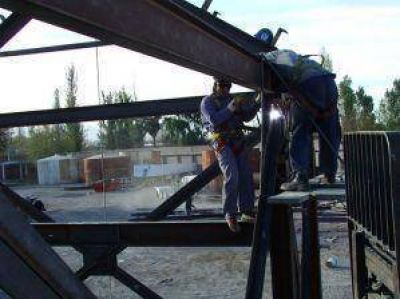 La miner�a contratar�a metal�rgicas locales 