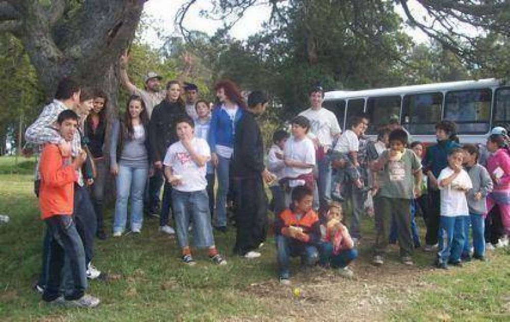 Los Chicos en Situaci�n de Calle del programa �Ac� hay Bondi� Salieron de paseo