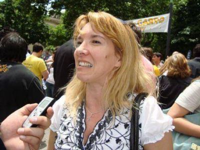 Rosana Fern�ndez: �No tenemos un presupuesto con recursos genuinos�