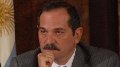 Alperovich cumple una colmada agenda en Buenos Aires