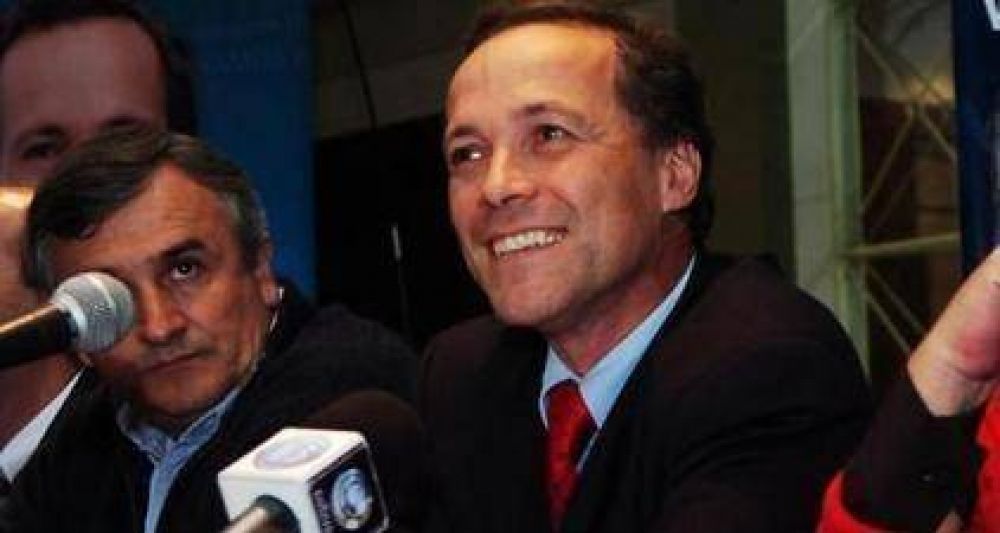 El PS quiere construir un frente en la Argentina