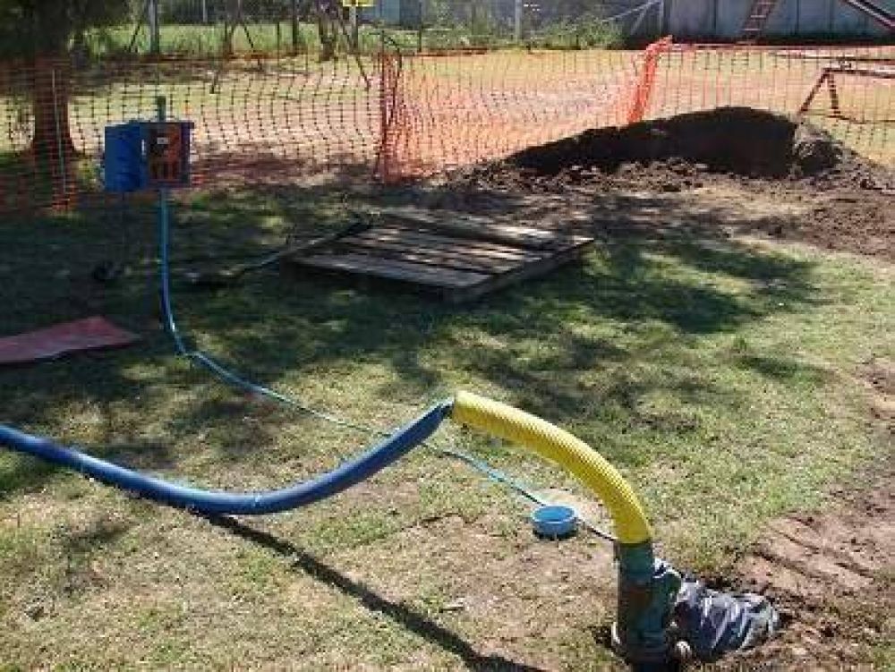 Contin�a la construcci�n de pozos de agua