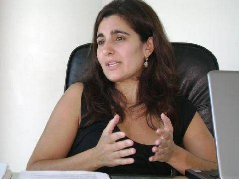 Maricel Etchecoin Moro asumi� como presidenta de la CC-ARI bonaerense 