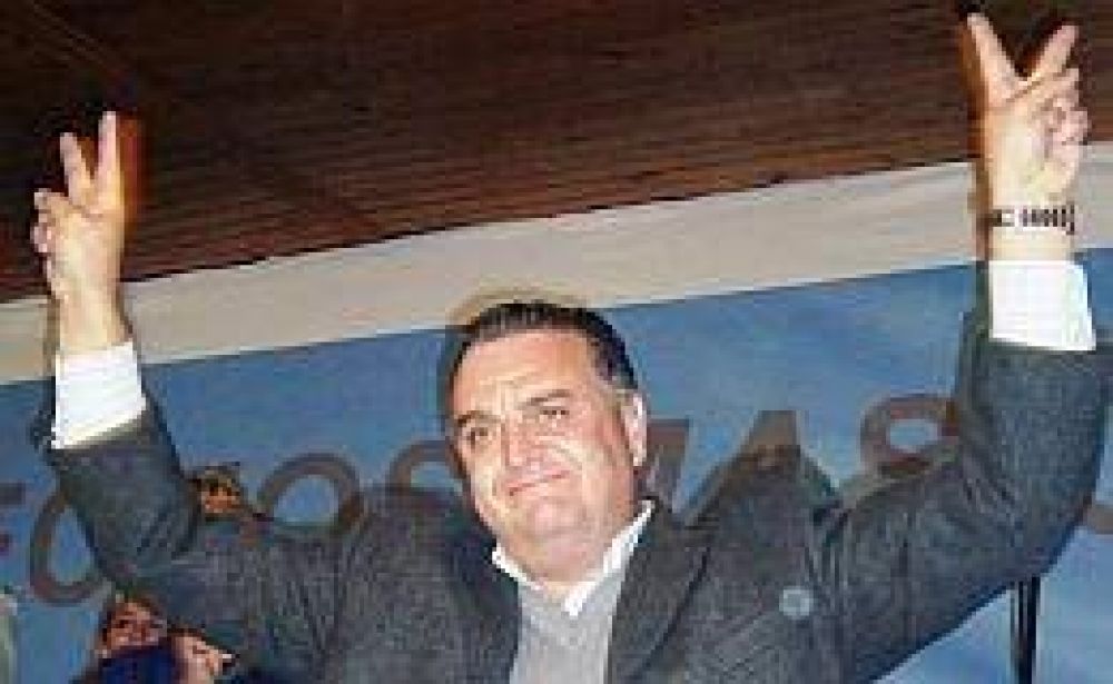 Esc�ndalo pol�tico en Baradero: el intendente se fue de boca y la oposici�n local reaccion�