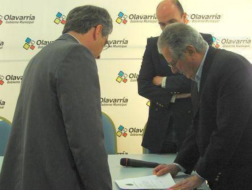 El Municipio recibi� la donaci�n de ACARA de dos sillas de ruedas 