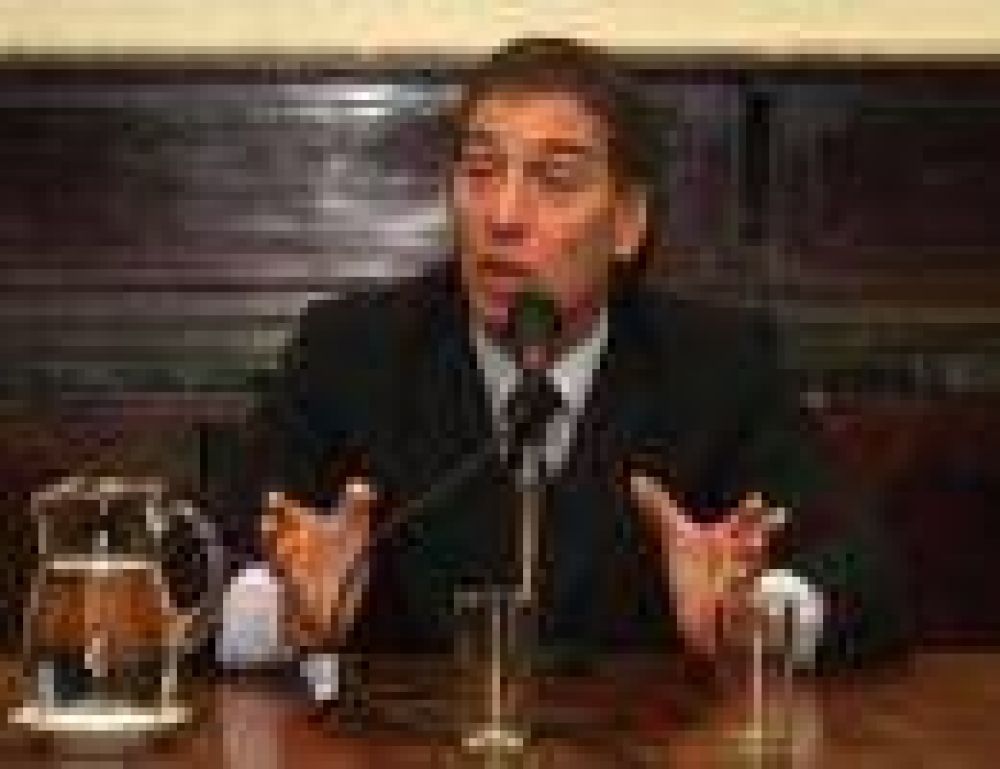 Santilli defiende casi 3 mil millones de pesos en la Legislatura