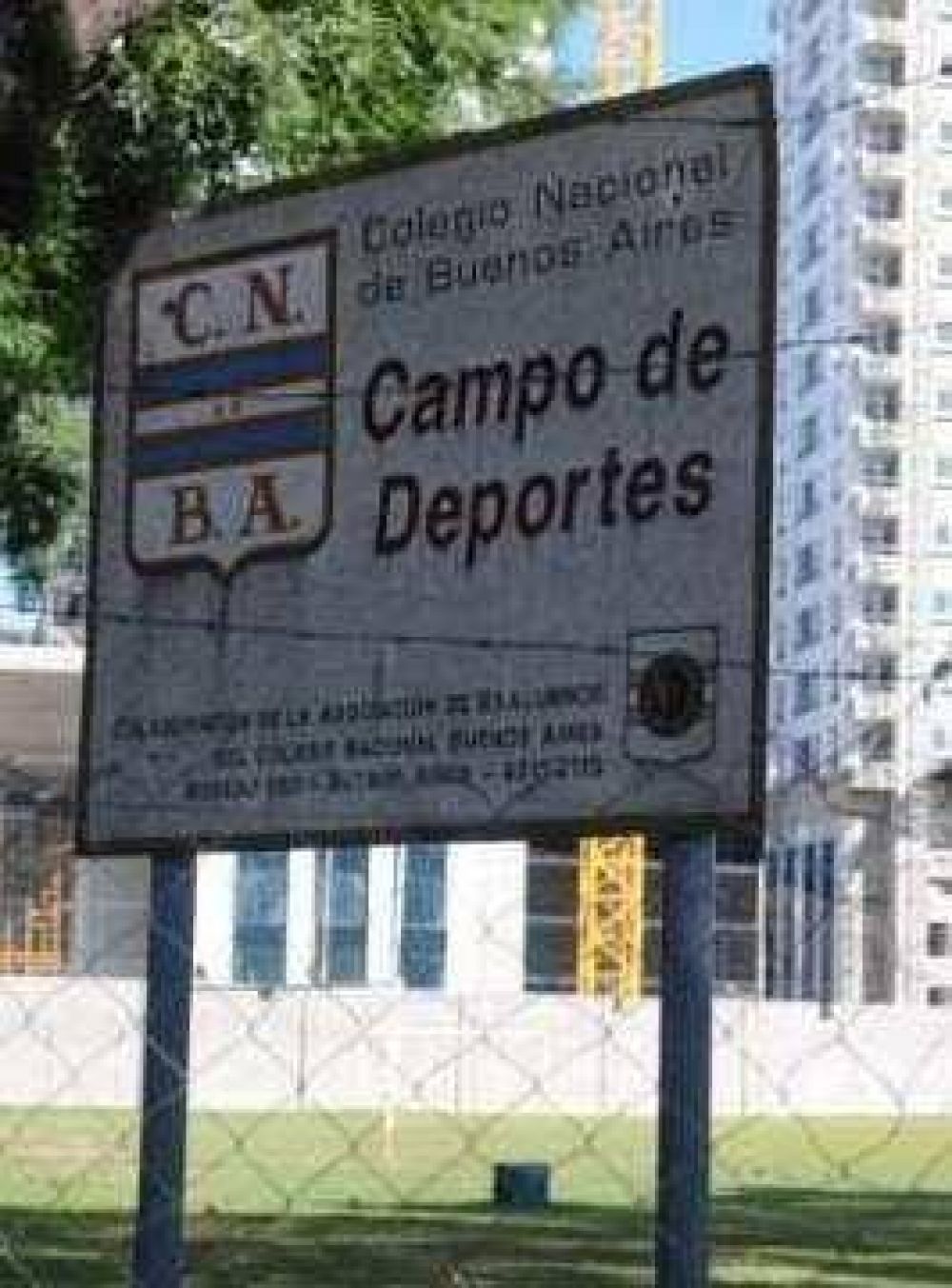 La Justicia decidi� que el campo de deportes es de la UBA