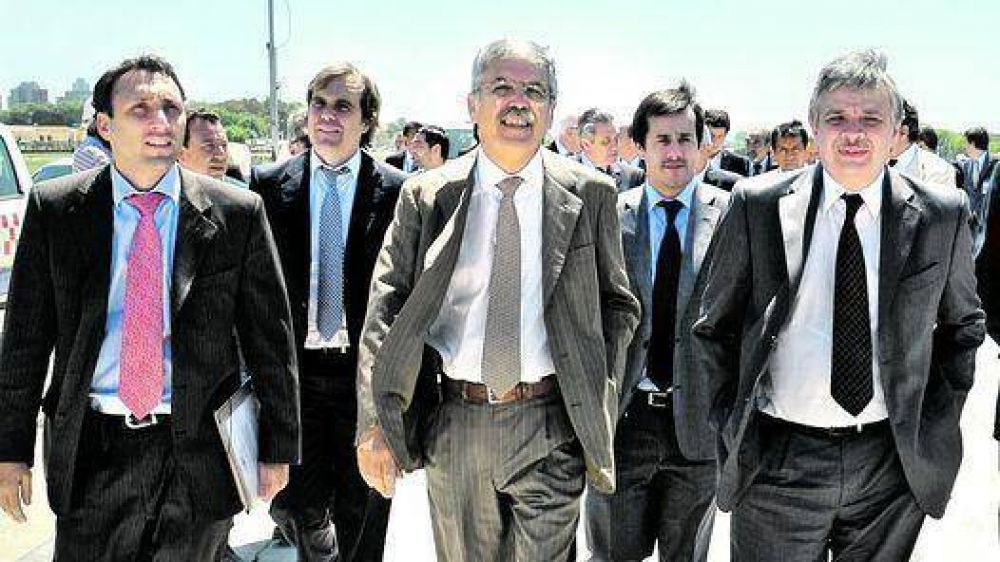 De Vido respald� a los j�venes K cuestionados por el caos en Ezeiza