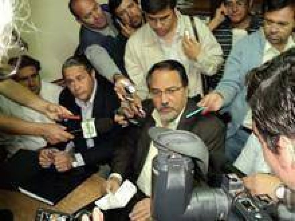 Denuncian a Ricardo por asociaci�n il�cita y enriquecimiento il�cito 