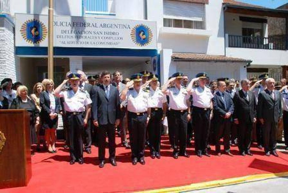Inauguraron las obras de remodelaci�n de la sede de la Polic�a Federal en San Isidro