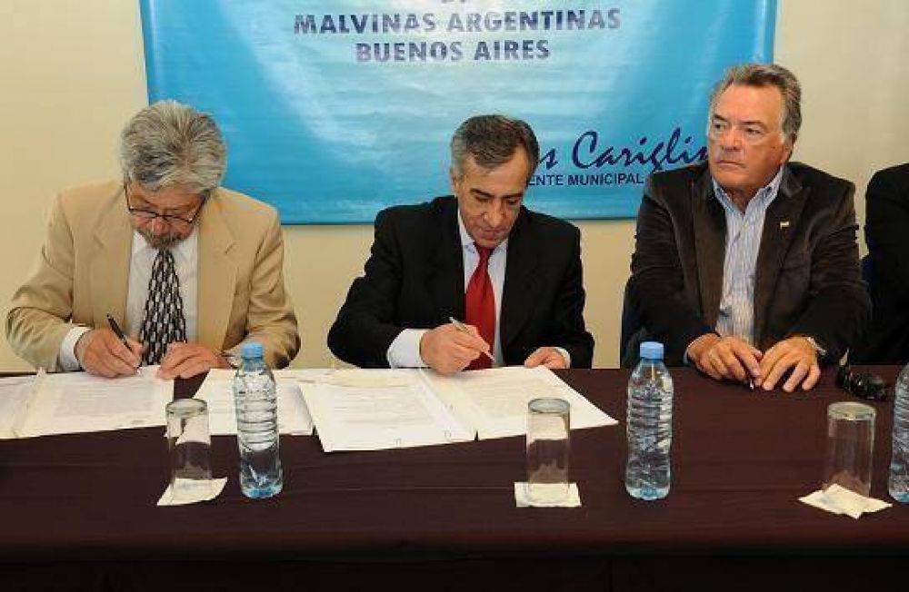 Luis Barrionuevo: �Jes�s y su gente han pensado un municipio a futuro�