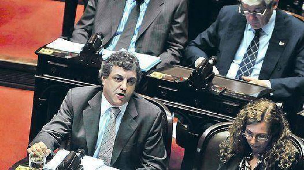 El oficialismo se niega a negociar y pidi� sesionar el mi�rcoles